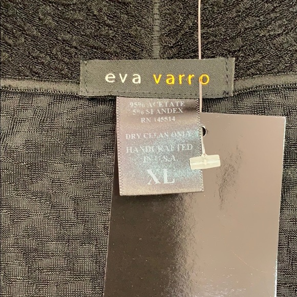 EVA VARRO ROUND PEPLUM JACKET BLACK PEBBLES - Picture 3 of 3